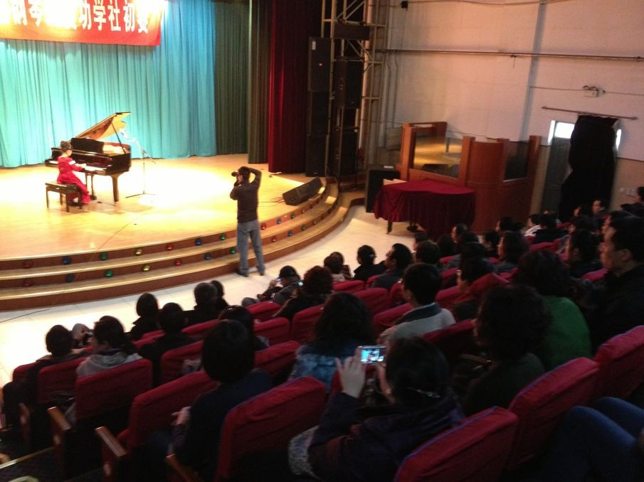 届菠菜担保网天下钢琴角逐天津功学社琴行预赛圆满竣事 