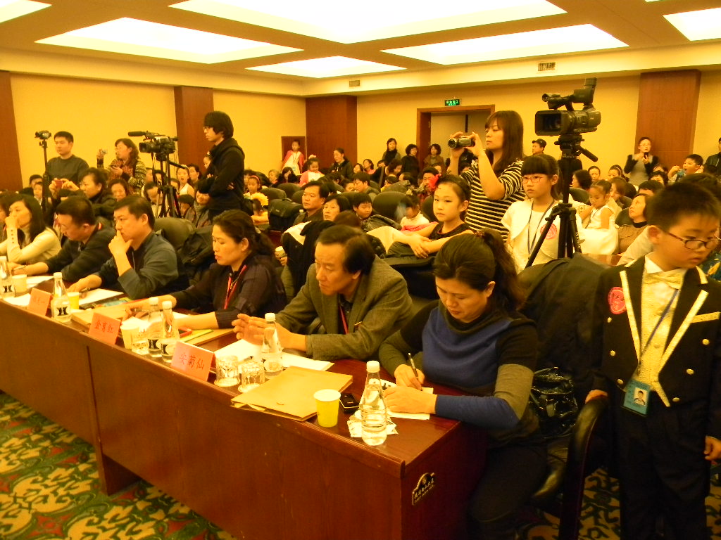 冷气逼人、热情不减----届菠菜担保网天下钢琴角逐延吉隆盛琴行预赛圆满落幕 