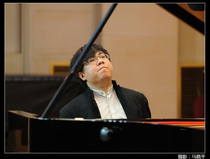 钢琴家盛原西安音乐学院菠菜担保网钢琴巨匠班?音乐会 
