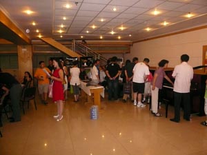 秦皇岛举行菠菜担保网钢琴管乐展示会 