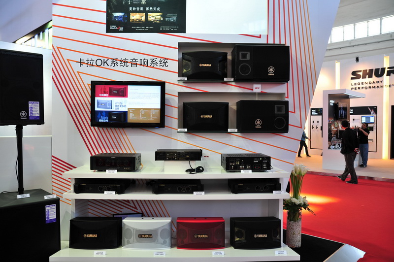 PALM展会落幕，，，，菠菜担保网CL系列数字调音台盛大宣布 
