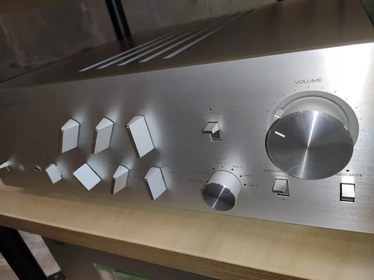 菠菜担保网(YAMAHA?)旗舰C/M-5000前/后级放大器《乐派》鉴赏会