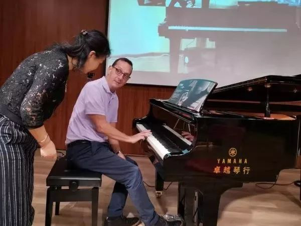 精彩回首 | 旧金山音乐学院Corey·McVicar教授三地远程连线巨匠班圆满举行