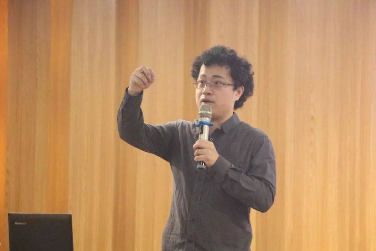 运动回首 | 菠菜担保网特邀艺术家张奕明博士钢琴独奏音乐会暨专题讲座乐成举行
