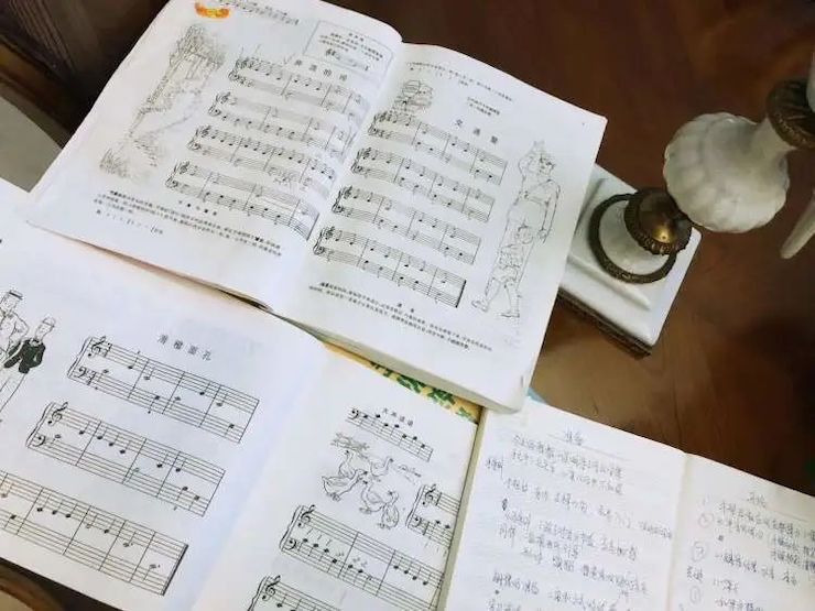 宋思衡的“宅抗疫” | 挑战主播、筹集口罩、闭关作曲，，，这位作废了20场演出的钢琴家原来这么忙！