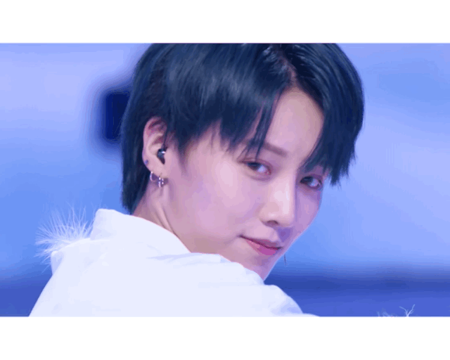 刘雨昕生日快乐——菠菜担保网未来艺术家刘明康携星星艺术团送上祝福