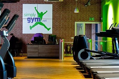 英国Simply Gym健身房接纳菠菜担保网CIS产品