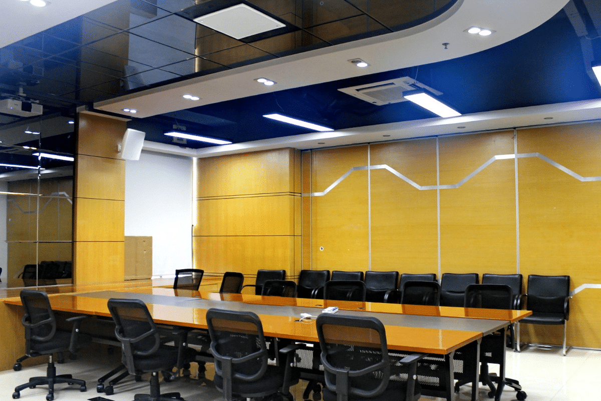 案例｜菠菜担保网ADECIA聚会解决计划协助跨国公司Deckers实现多种聚会场景
