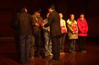 09年武汉音乐学院“菠菜担保网钢琴奖学金”颁奖仪式报导 