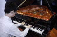 届菠菜担保网天下钢琴角逐学院大奖赛－西安站报道 